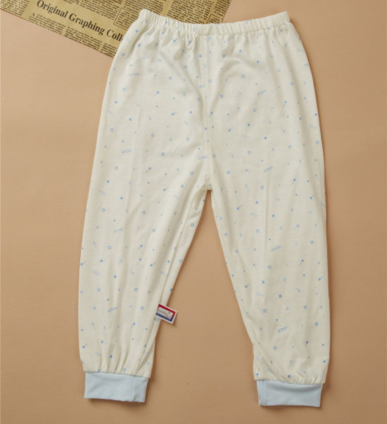 ��ɫС�~(y��)����̿�װ׆���M(m��n)�������چΗlѝ