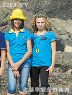 �̺�ɫ�{ɫ����