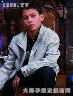 �̺�ɫ��ͯ������