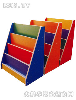 ���\����