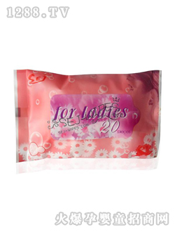舒爾潔嬰兒濕巾玫紅色包裝