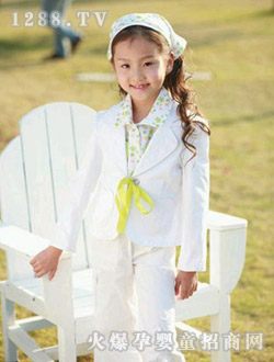 ��â�����e��ɫŮͯ���b