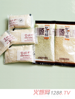 ��ĸ��ɢ�b��ĸ���w��Ƭ